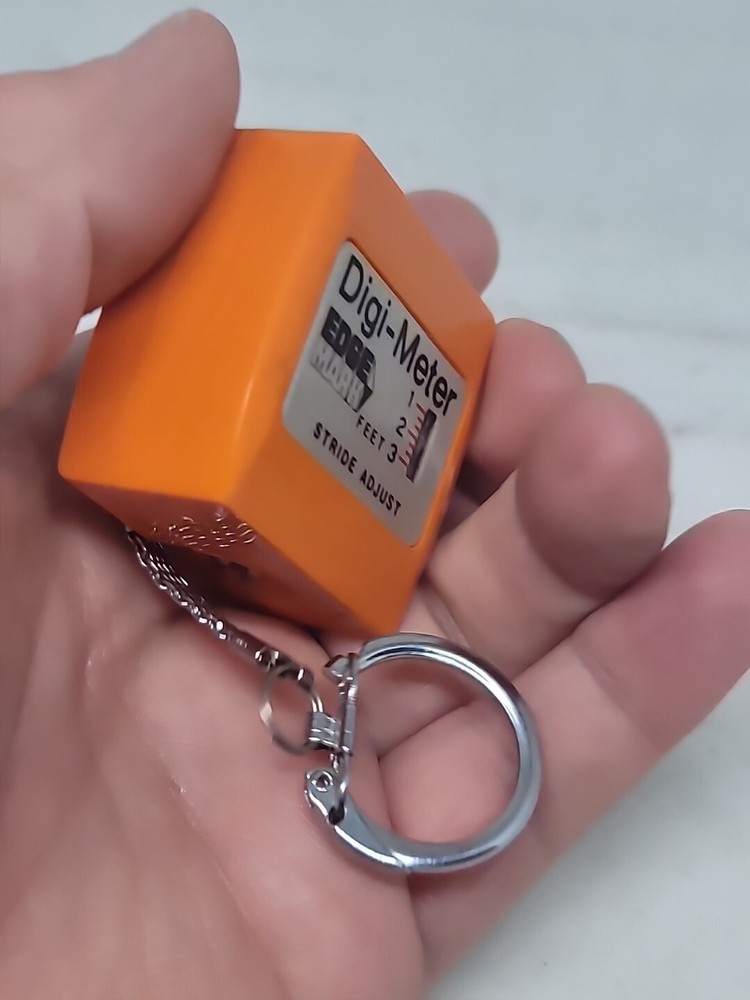 Edge Mark Digi-Meter Orange Plastic Stride Adjust Digital Pedometer Key Chain –