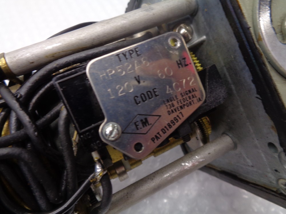 EAGLE SIGNAL D189917 TIMER 0-150SEC UNMP