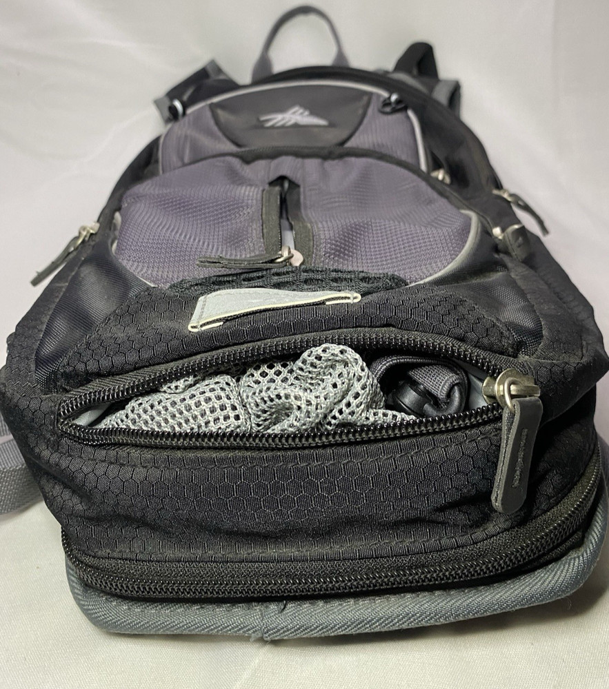 High Sierra Hydration Pack