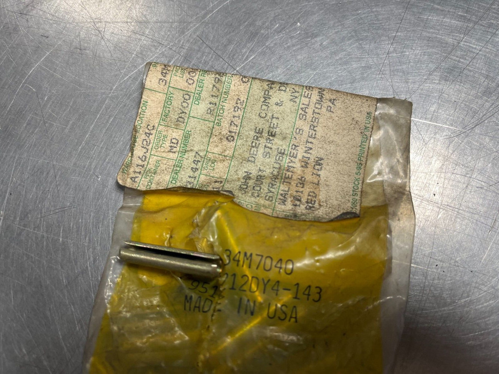 34M7040 OEM John Deere Spring Pin