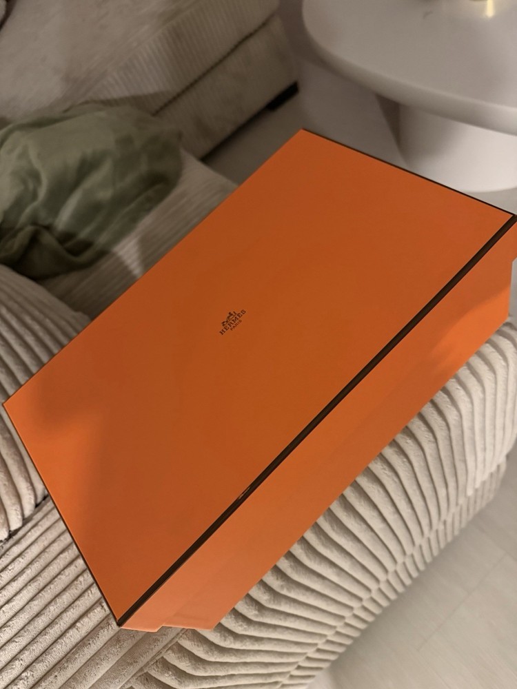 HERMES Authentic - Empty Shoes Box