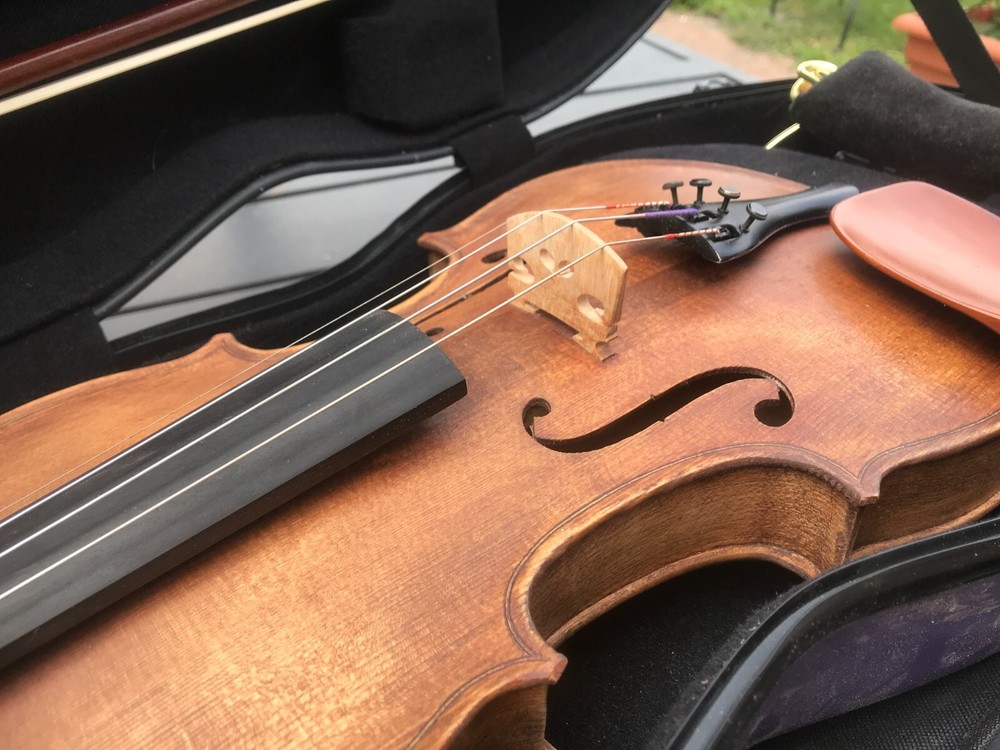 4/4 violin w/case