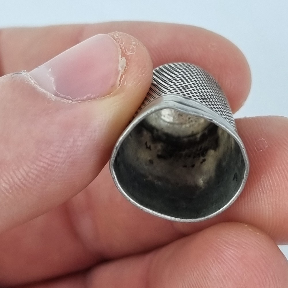 Antique Solid Silver Thimble Birmingham 1905 James Fenton