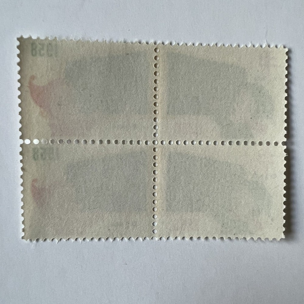 ERROR 1958 CHRISTMAS SEAL BLOCK WITH SEVERAL BLACK MARKS MNH