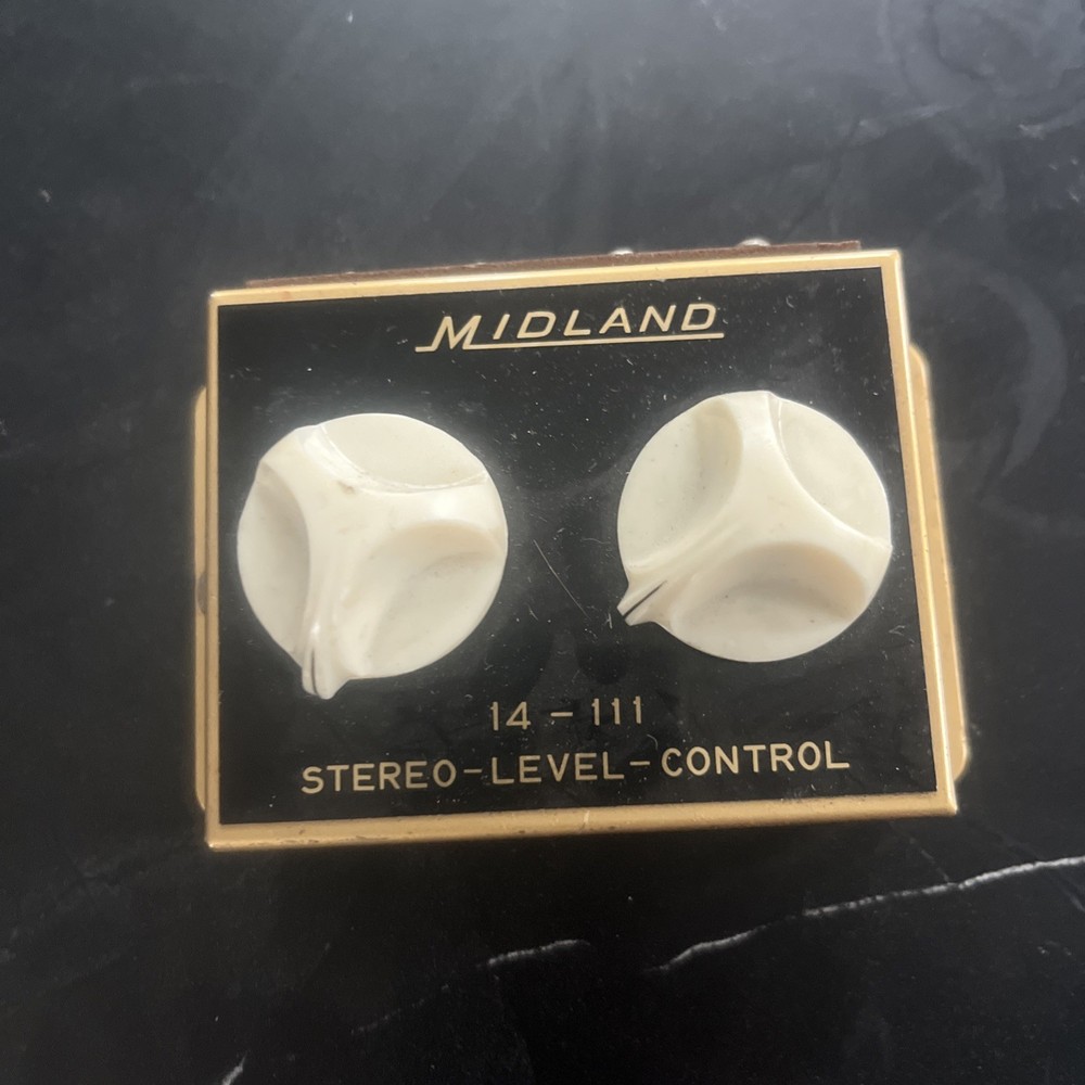 Vintage Midland 14-111 STEREO LEVEL CONTROL Switch Box Controller