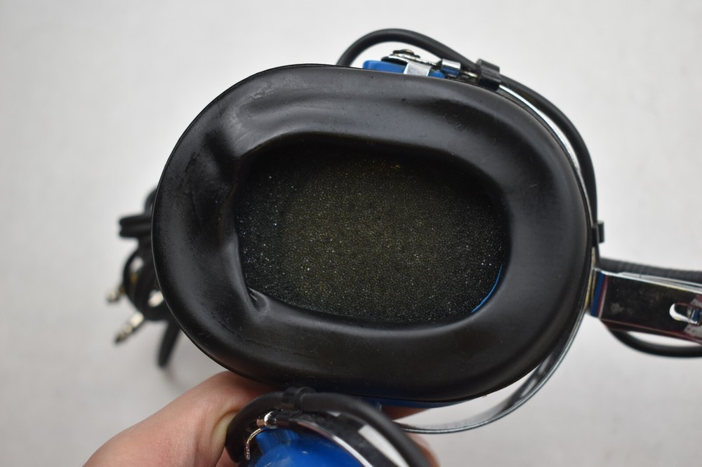 MicroCom Aviation Headset M-60 Headset w/ Mic