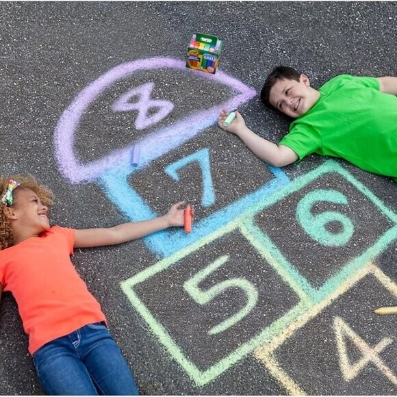 CRAYOLA WASHABLE SIDEWALK CHALK -48 ASSORTED COLORS NEW