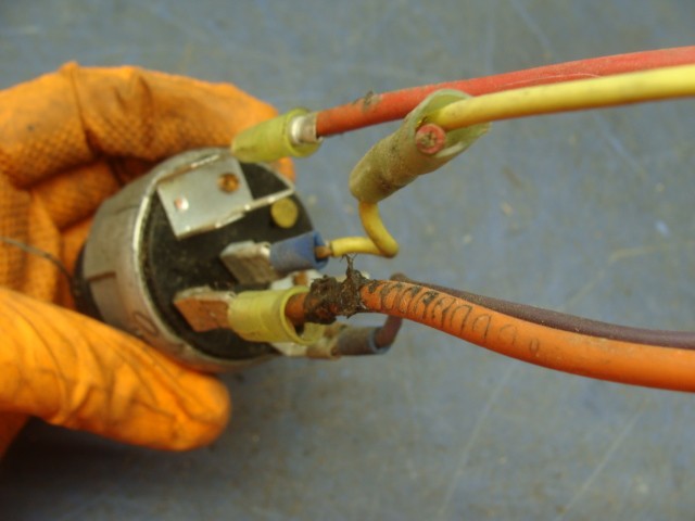 POLLAK IGNITION SWITCH WITH KEY PULL FROM POWERBOSS PB45LP FLOOR SWEEPER