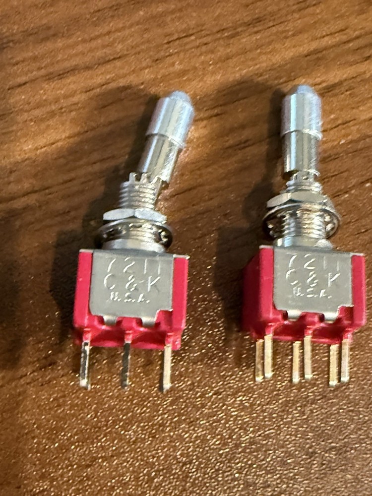 C&K Toggle Switch Locking 7211 (2 PCs)
