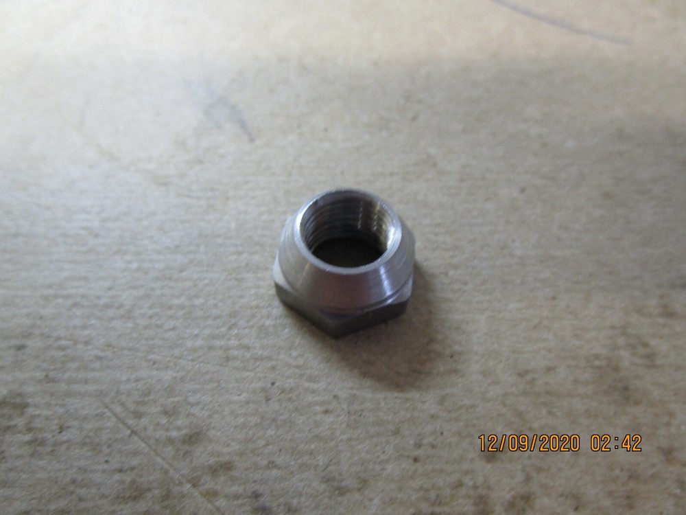 WELLSAW 400, 404 GEAR STUD NUT OEM# 1007166