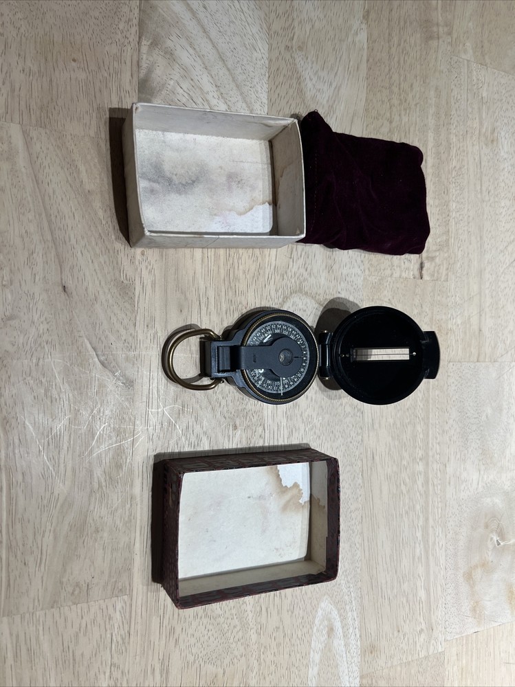 Vintage Engineer Lensatic Compass. Lot 219