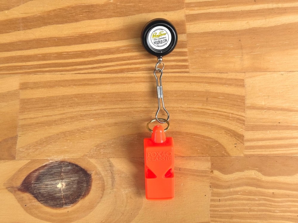 FOX 40 CLASSIC Safety Whistle + Retractable Lanyard