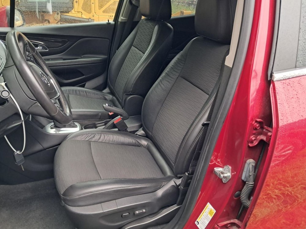ENCORE 2016 Glove Box 4743216