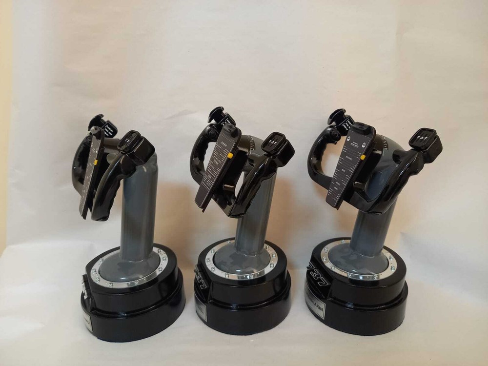 boeing 737 control yoke small model replica