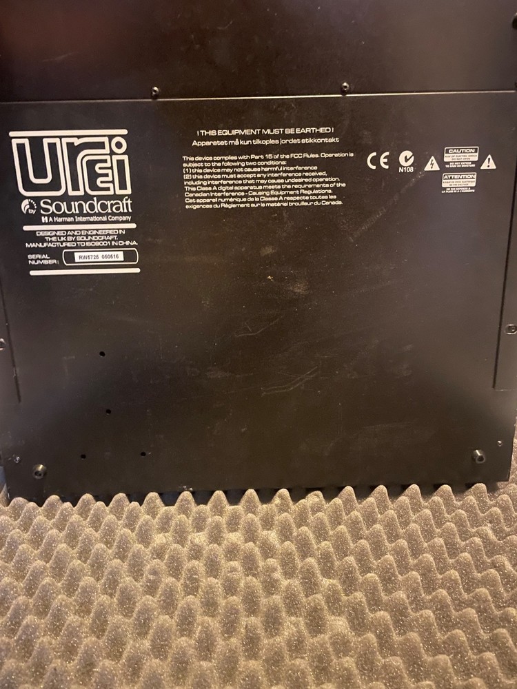 Soundcraft urei 1605