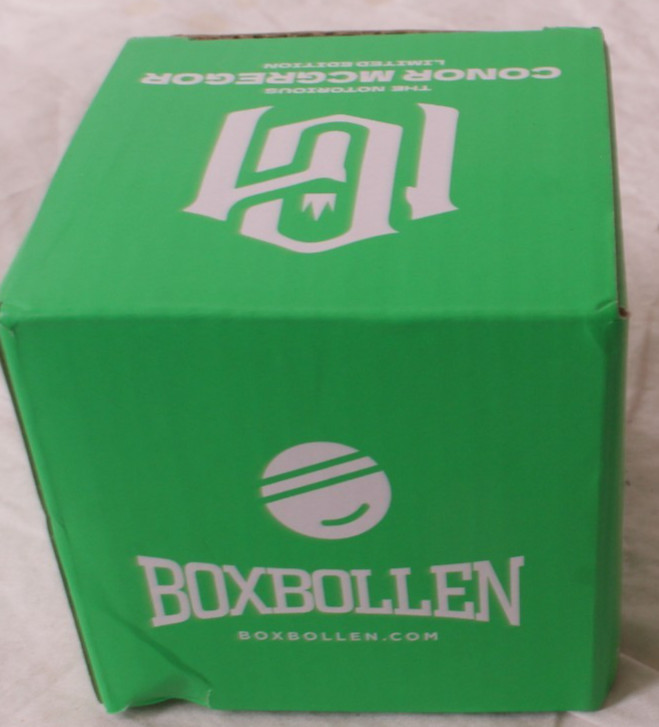 NEW Conor McGregor Limited Edition Boxbollen