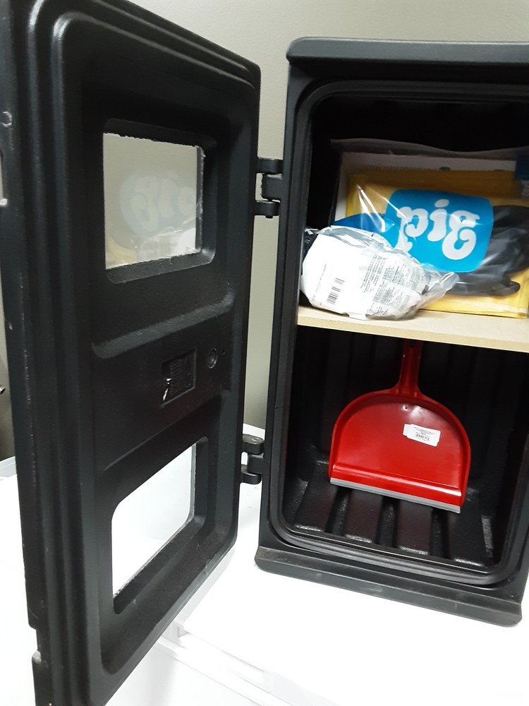 PIG Spill Kit Clean Up Wall Mount Organizer