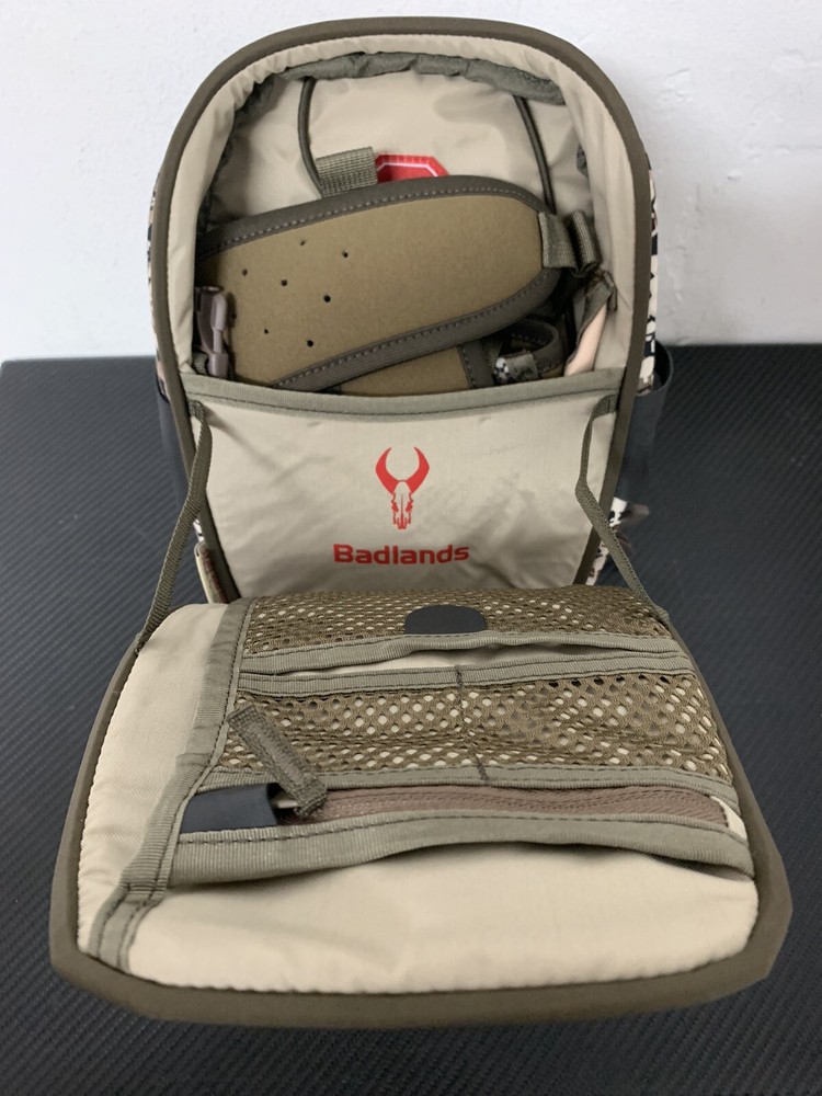 Badlands Mag Bino Case Approach FX Hydration Compatible Binocular Case - NWT!
