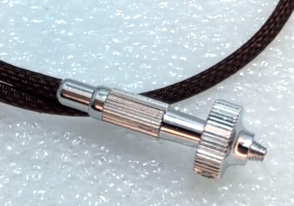 Minette 18" Locking Mechanical Shutter Camera Cable Release