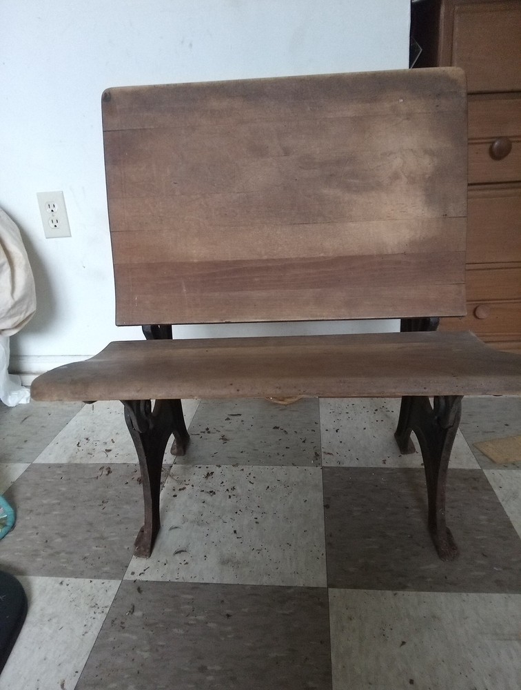 1890-1891 VINTAGE ELEMENTARY SCHOOL DESK SET