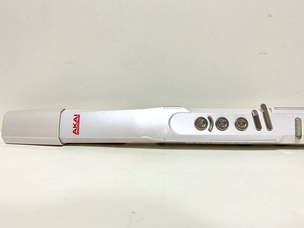 AKAI Professional EWI 5000 White Wireless Electronic Wind Synthesizer Controller