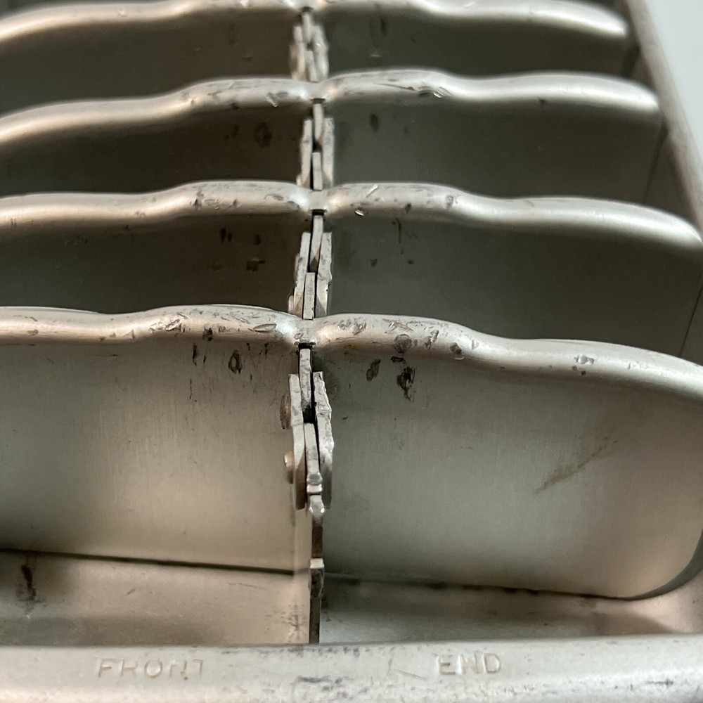 Vintage AluminumIce Cube Tray With Removable 20 CUBE INSERT - 1970's