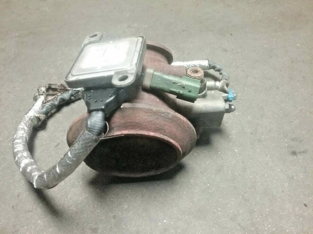 CUMMINS ISX15 NOX SENSOR AND PIPE 2894941