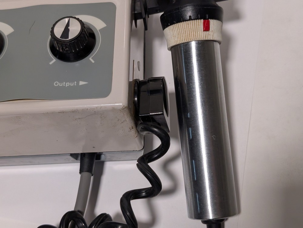 Keeler Lift-A-Lite 3.5V diagnostic instrument power source, see description note