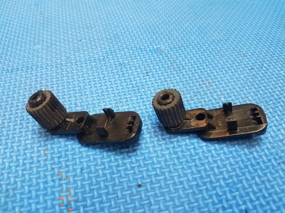 02-06 Honda CR-V RSX Glove Box Latch Element Handle Lock STOPPERS RETAINERS