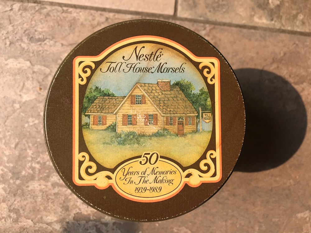 Hershey Chocolate & Nestle Toll House Tins