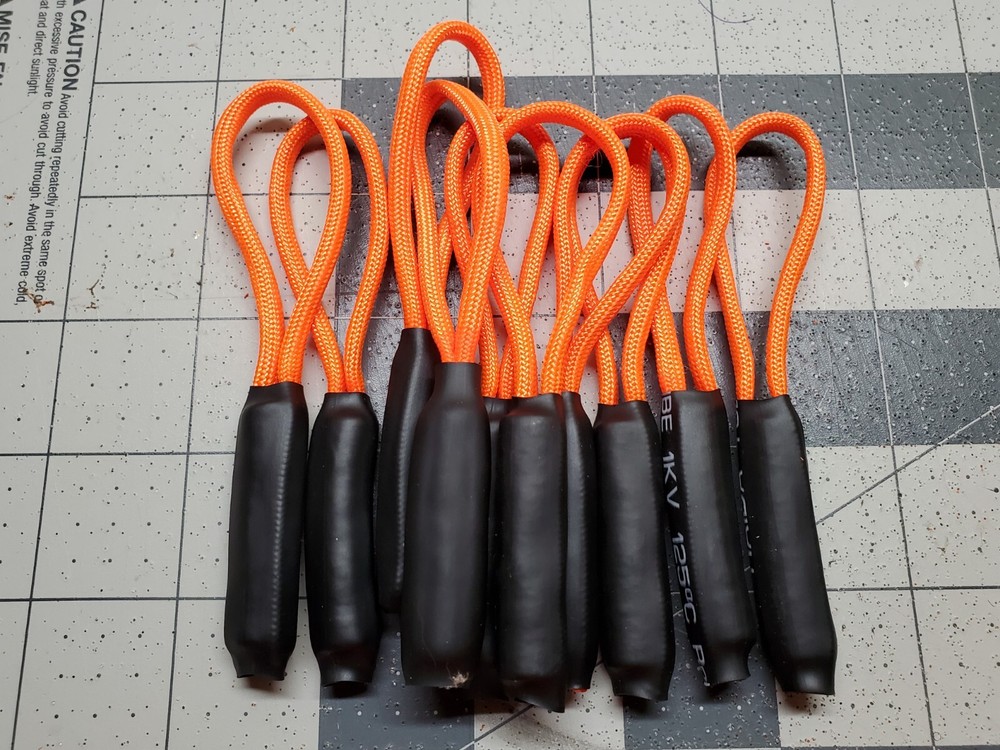 BushCraft Fire Starter Zipper Pulls