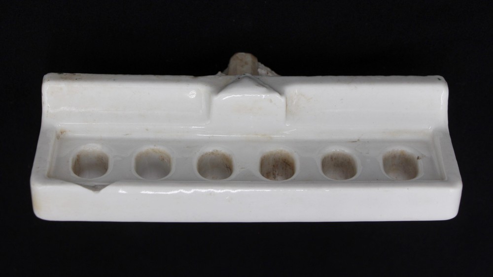 Vintage Ceramic White Wall Mount 6 Toothbrush Holder
