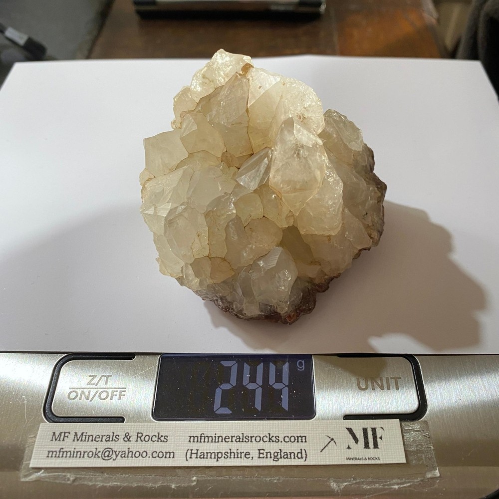 QUARTZ CRYSTAL ASSEMBLAGE ON GOETHITE FROM MOROCCO 246g MF1076