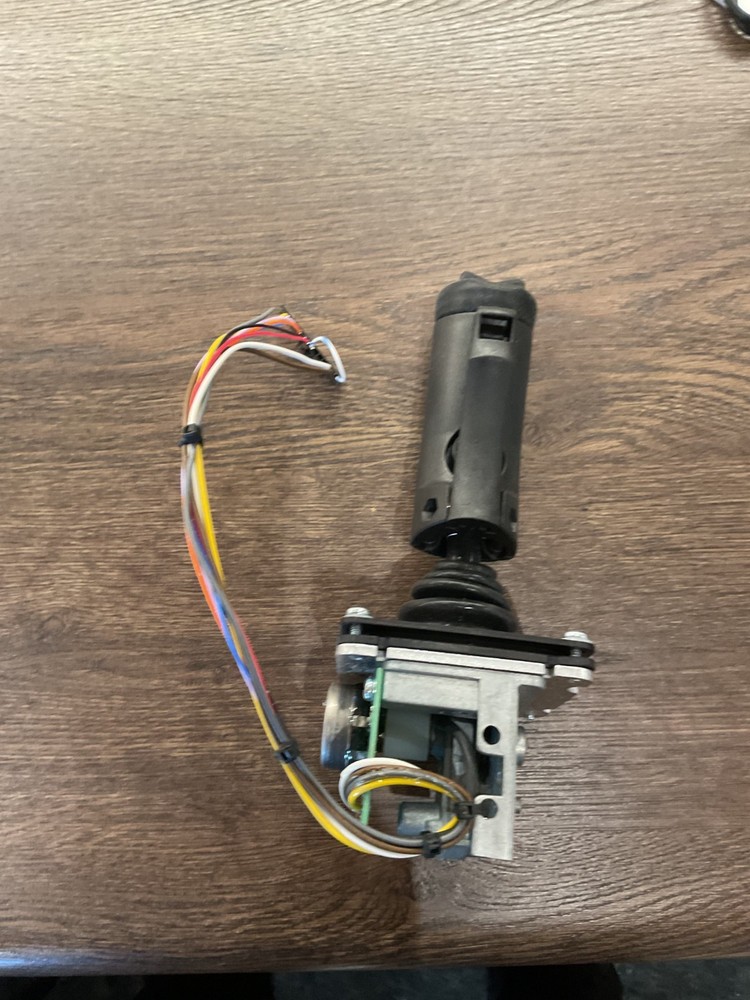 Upright 501882-000 Joystick Controller