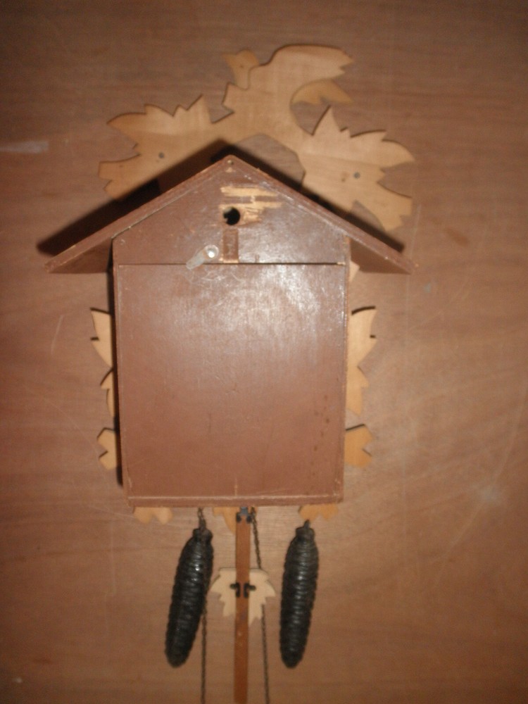 Cuckoo Clock German Black Forest working 1 Day CK2909