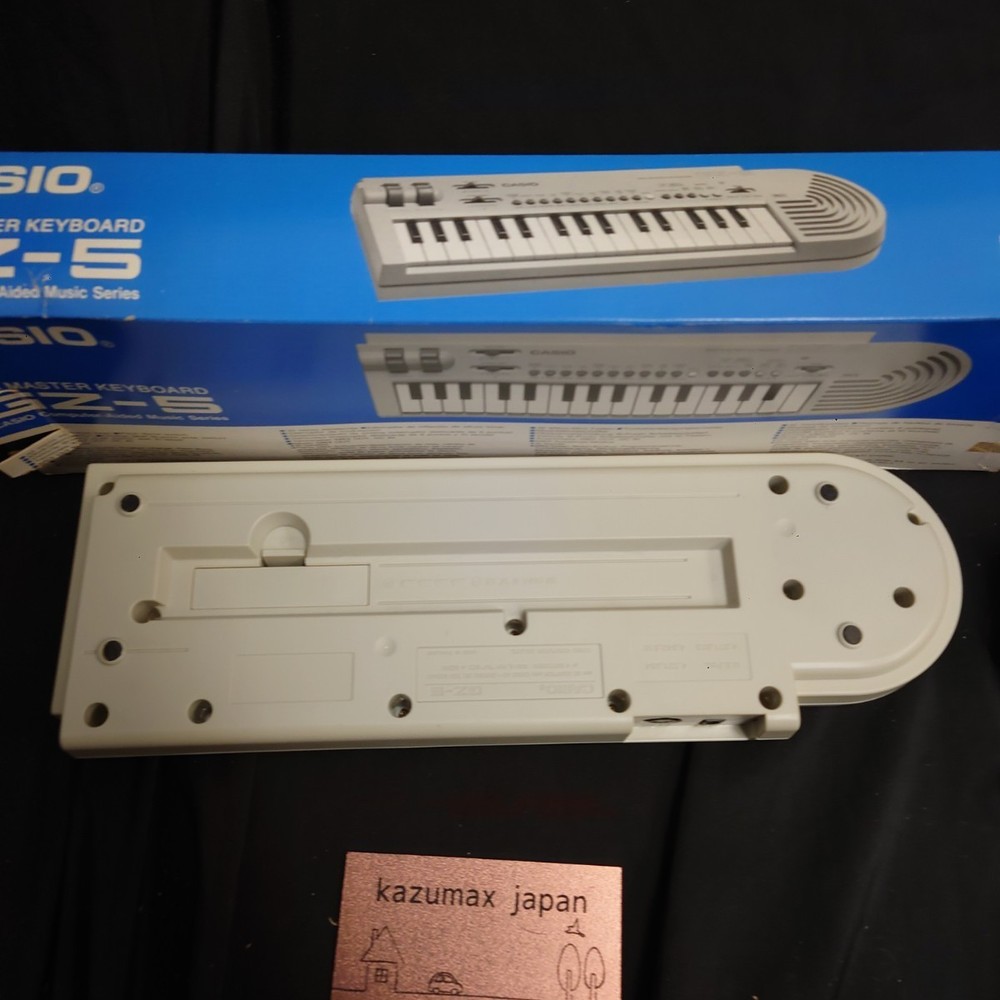 Casio GZ-5 MIDI Keyboard Portable Mini Synth with Speaker Boxed Tested