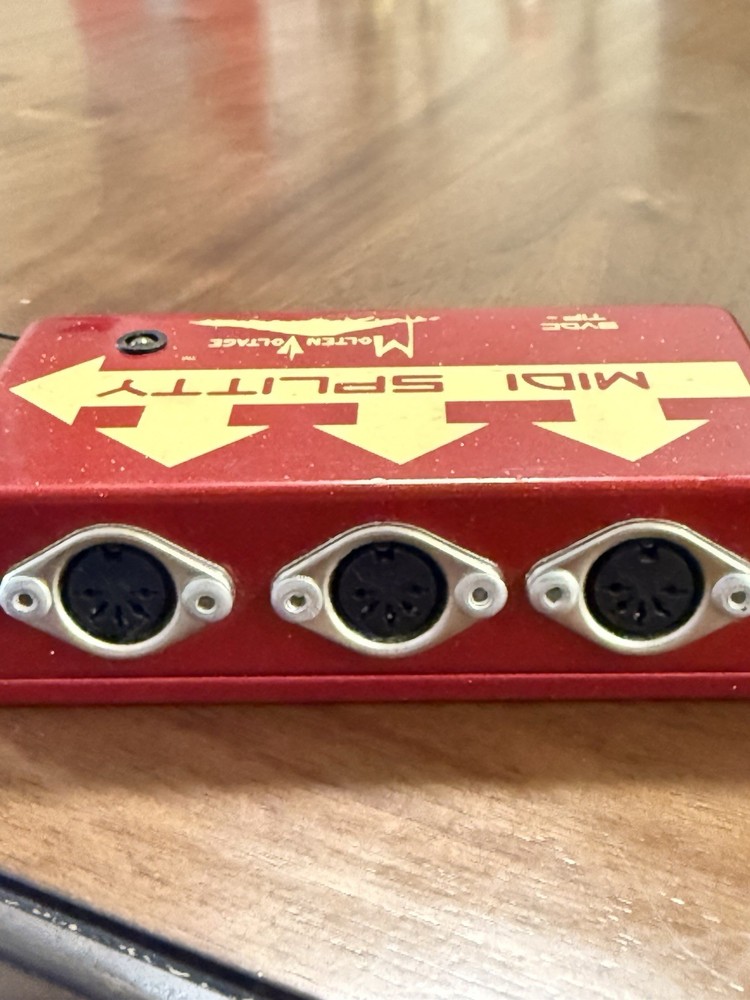 Molten Voltage MIDI SPLITTY