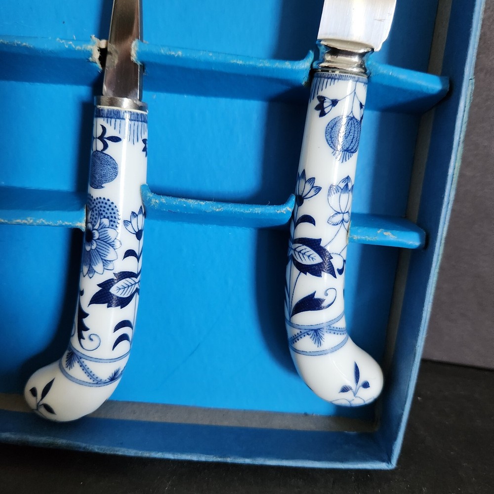 Blue Danube Cheese Plane And Knife In Box