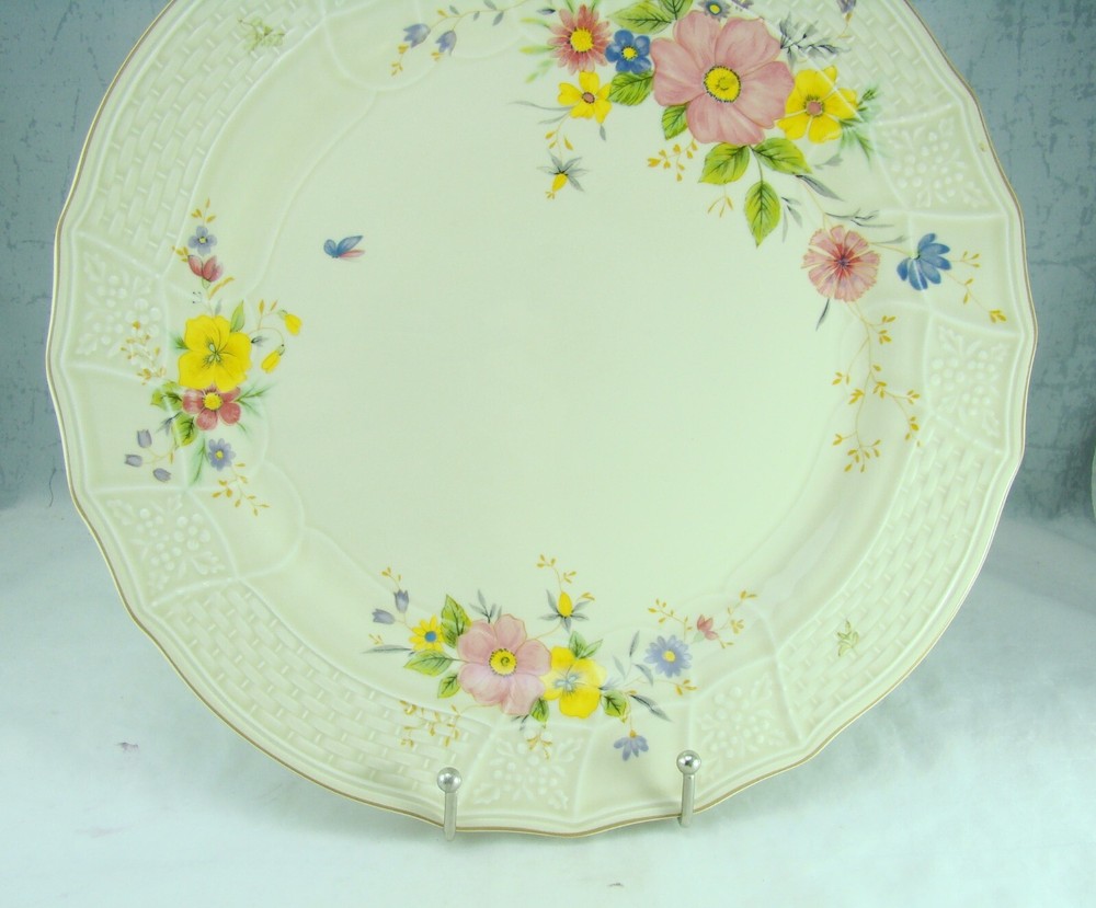 Mikasa Fine Ivory LANCASTER D1003 Round Chop Platter