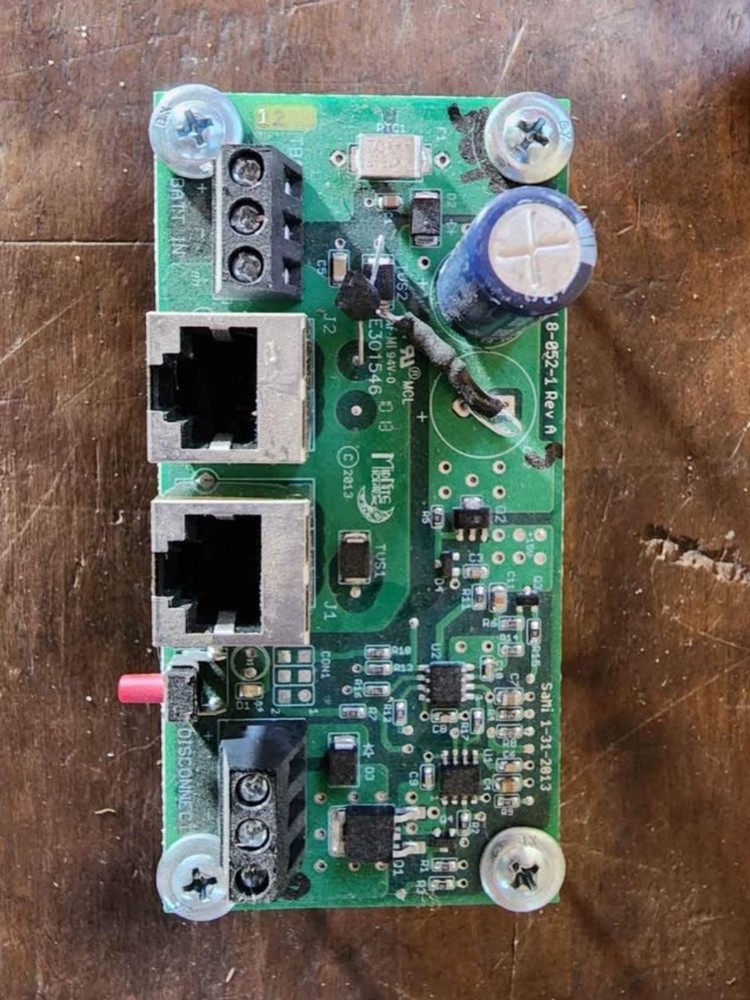 MidNite Solar BirdHouse Rapid Shutdown Control Box for Solar Power Red MNBH1