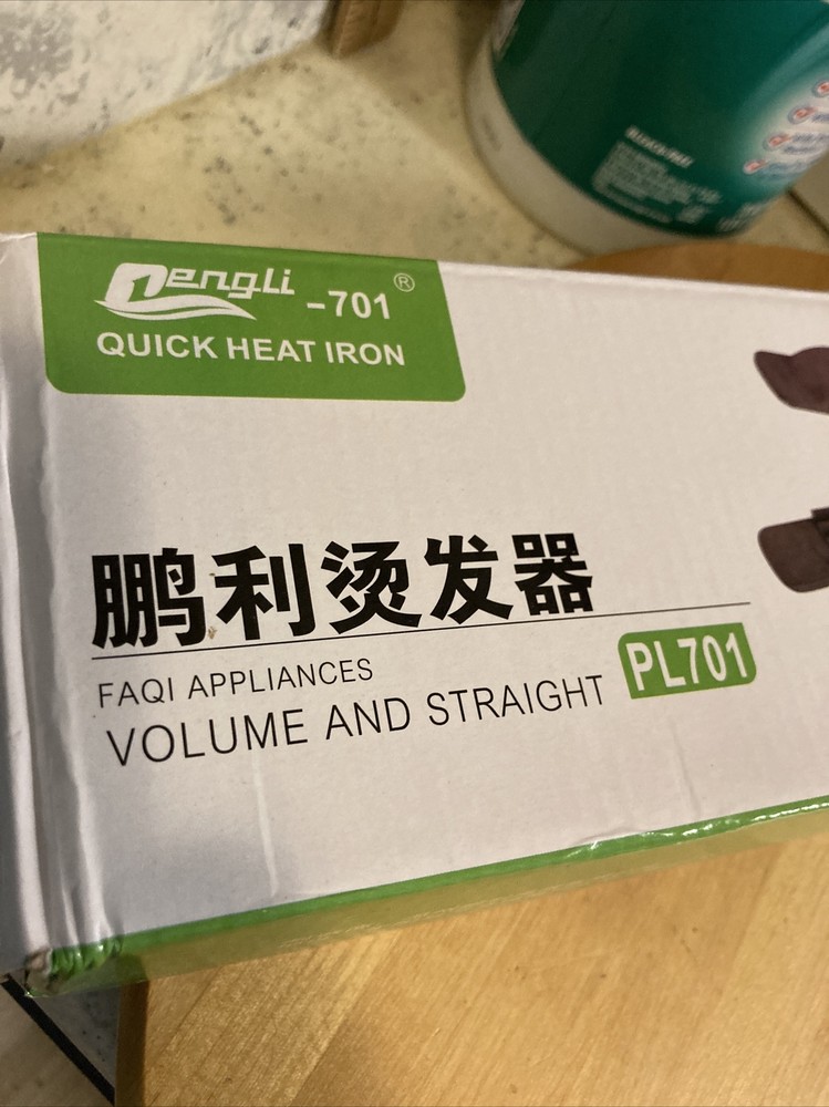 Flat Iron Quick Heat Iron Volume & Straight PL701