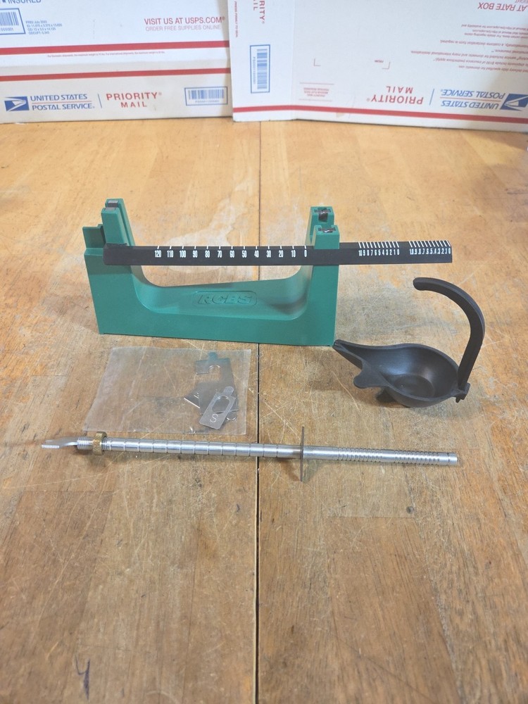 RCBS RC 130 Reloading Scale Mechanical Scale In Original Box W/ Instructions