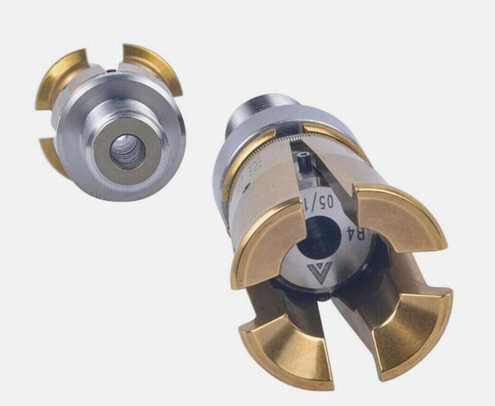 1Pc BT40-45 Degree Outer Screw Tool 4 Petal Clamp Pull Claw For CNC Spindle Part