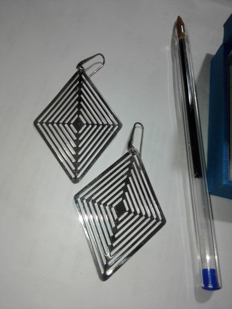 LARGE MODERN SILVER EARRINGS VERY GOOD CONDITION