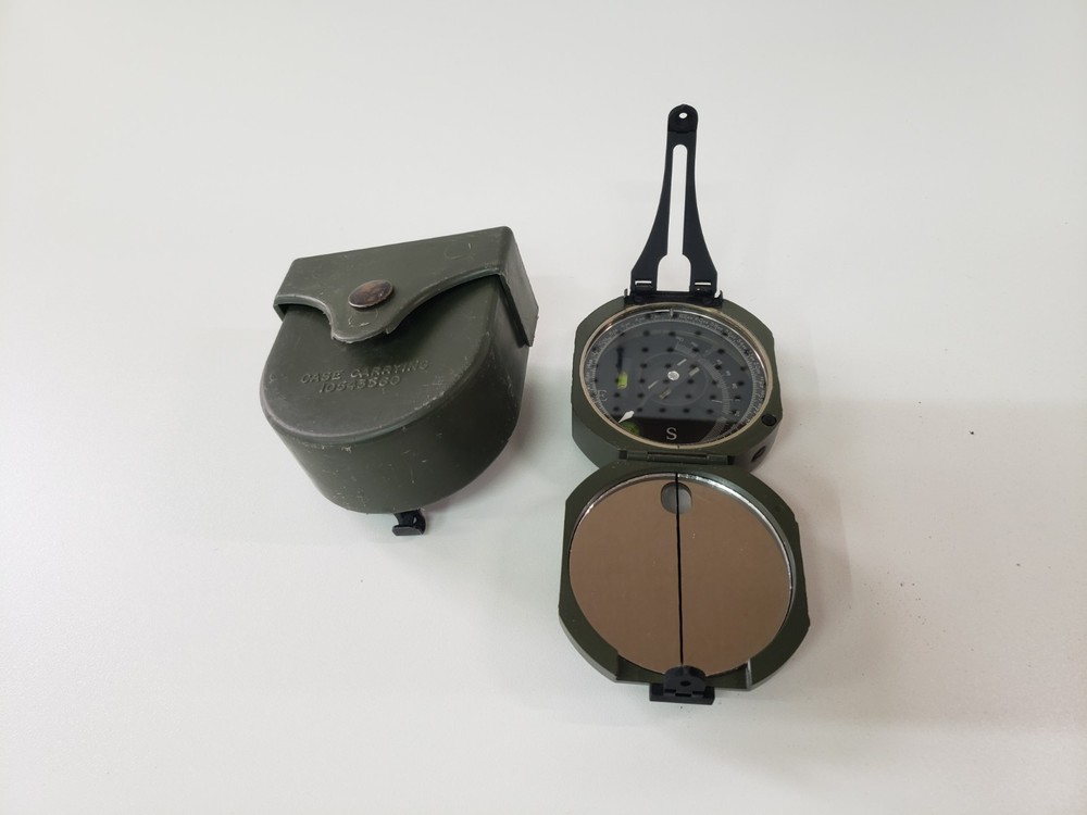 1986 M2 Compass w/ 10543560 Case