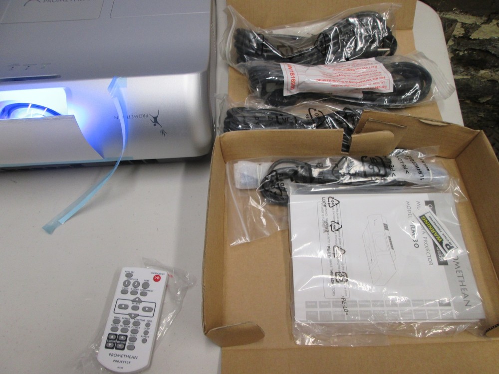 Promethean PRM-30 LCD Projector New open box