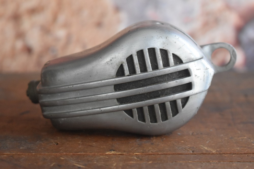 Vintage 1940s Turner Dynamic Microphone Model 9D