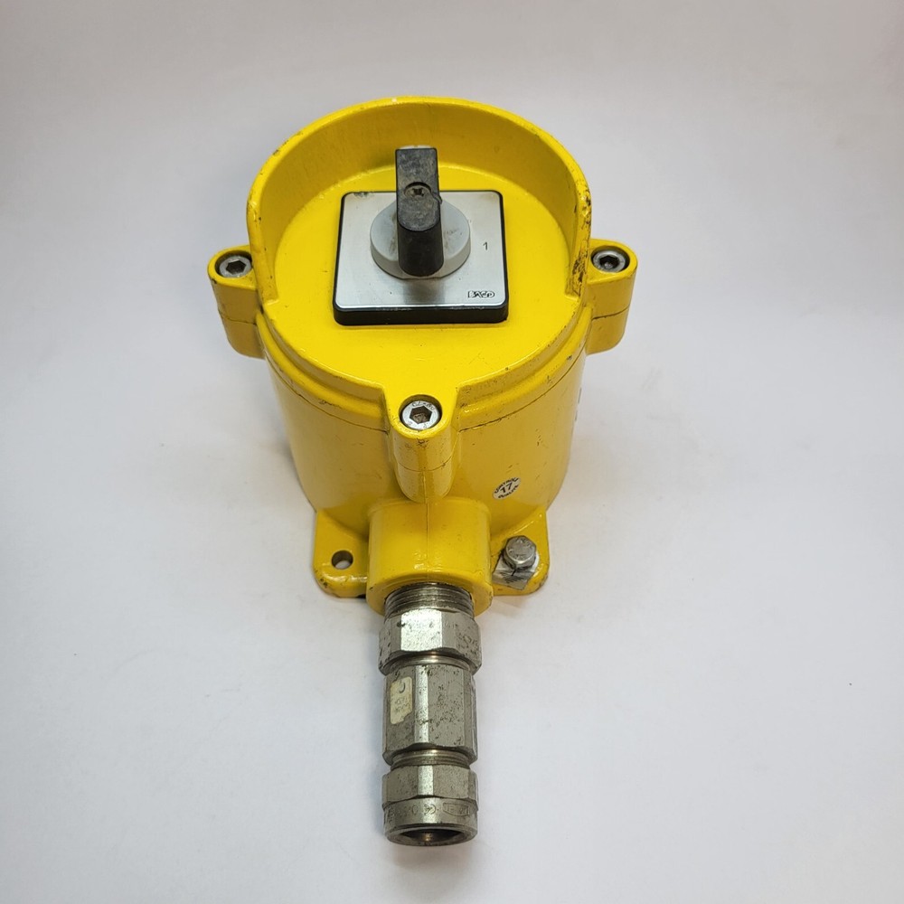 DTS 77330 Ozoir SRC 215 Selector Switch Socket