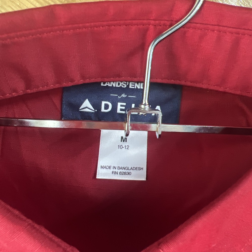 Delta Airlines - Lands End - long sleeve button up size medium 10–12