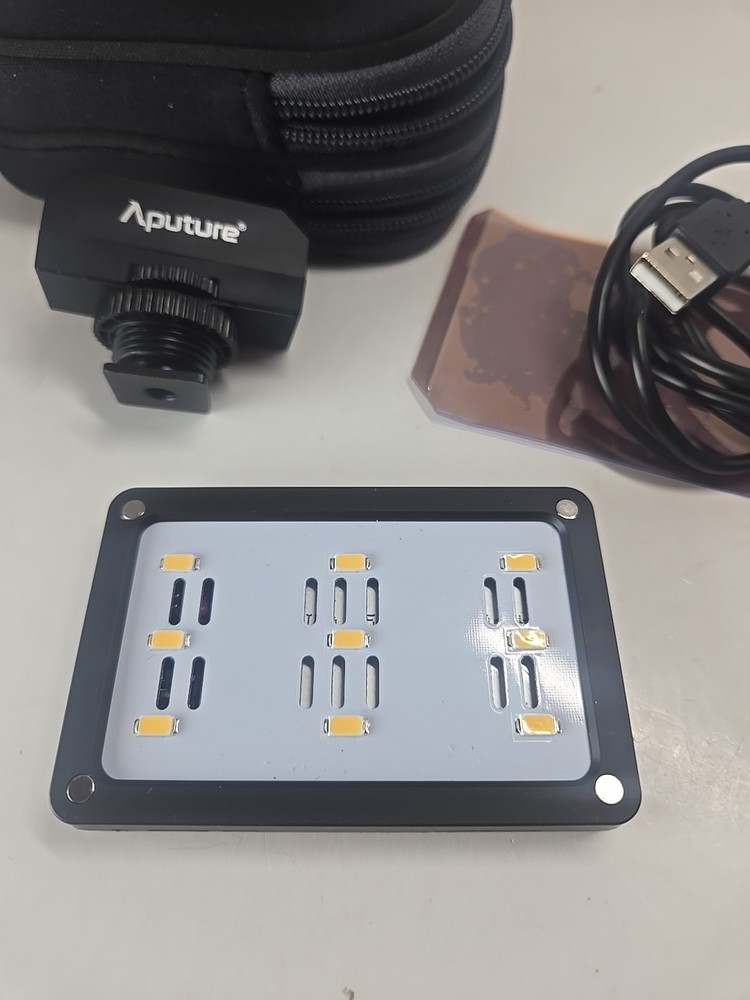 Aputure Amaran AL-M9 Daylight LED Lights